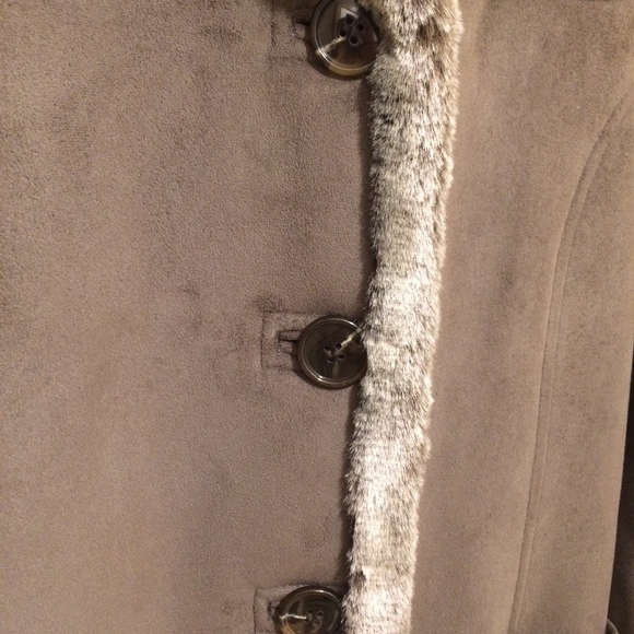 $$Drop! NWT!! Gallery Suede/Faux Fur Coat - Picture 6 of 8